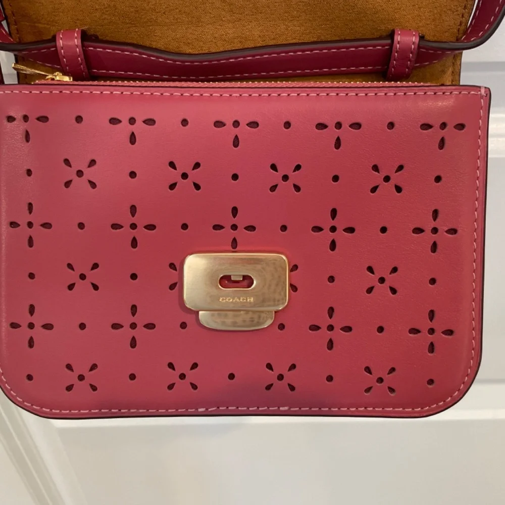 NWT Coach Crossbody - Picture 2 of 6